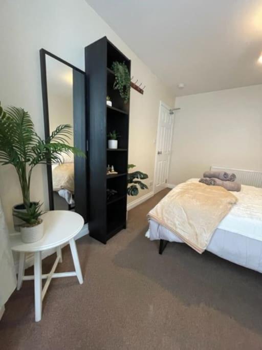 5 Bedroom, Sleeps 9 - Base To Explore Liverpool And Beyond Exterior foto