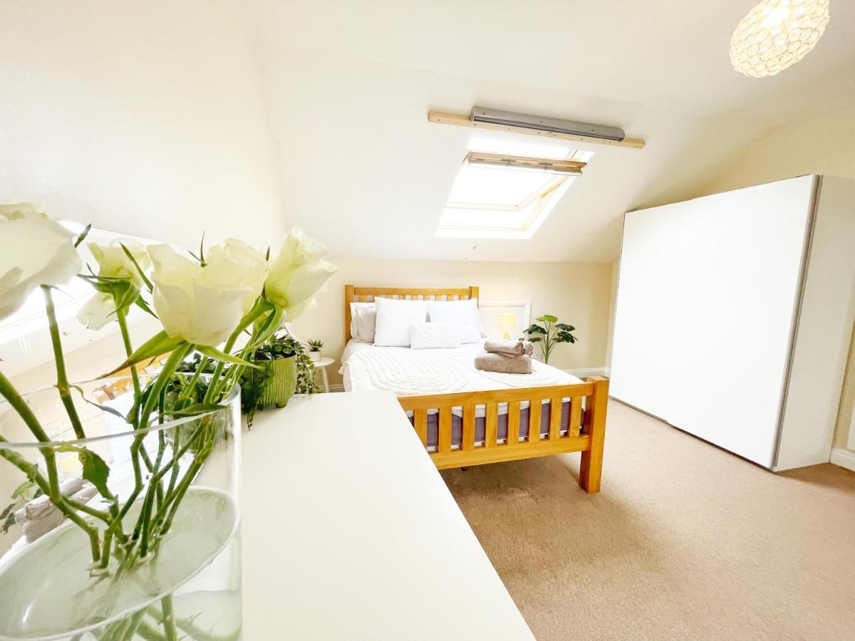5 Bedroom, Sleeps 9 - Base To Explore Liverpool And Beyond Exterior foto